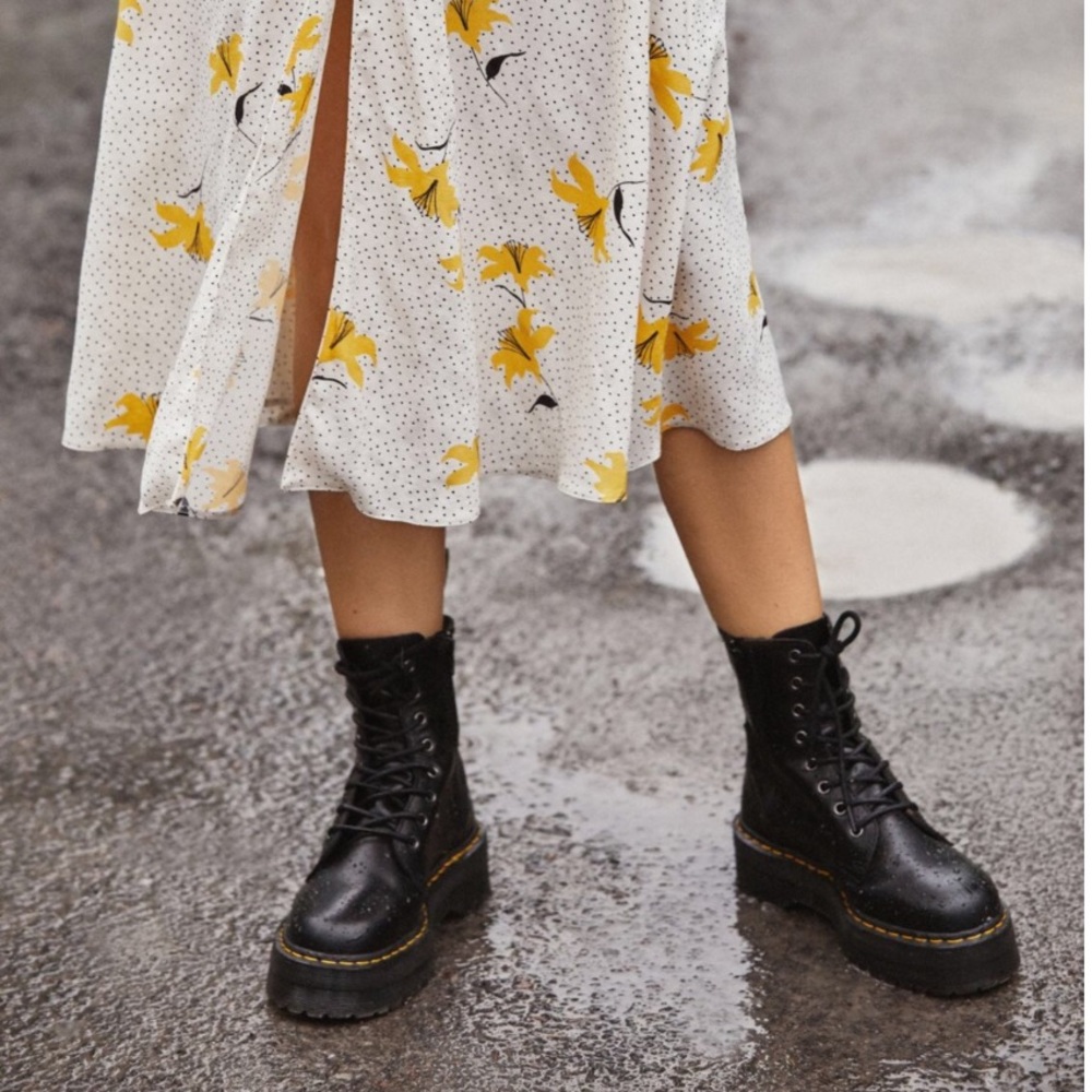 Dr. Martens Jadon Platform 8-Eye Boot